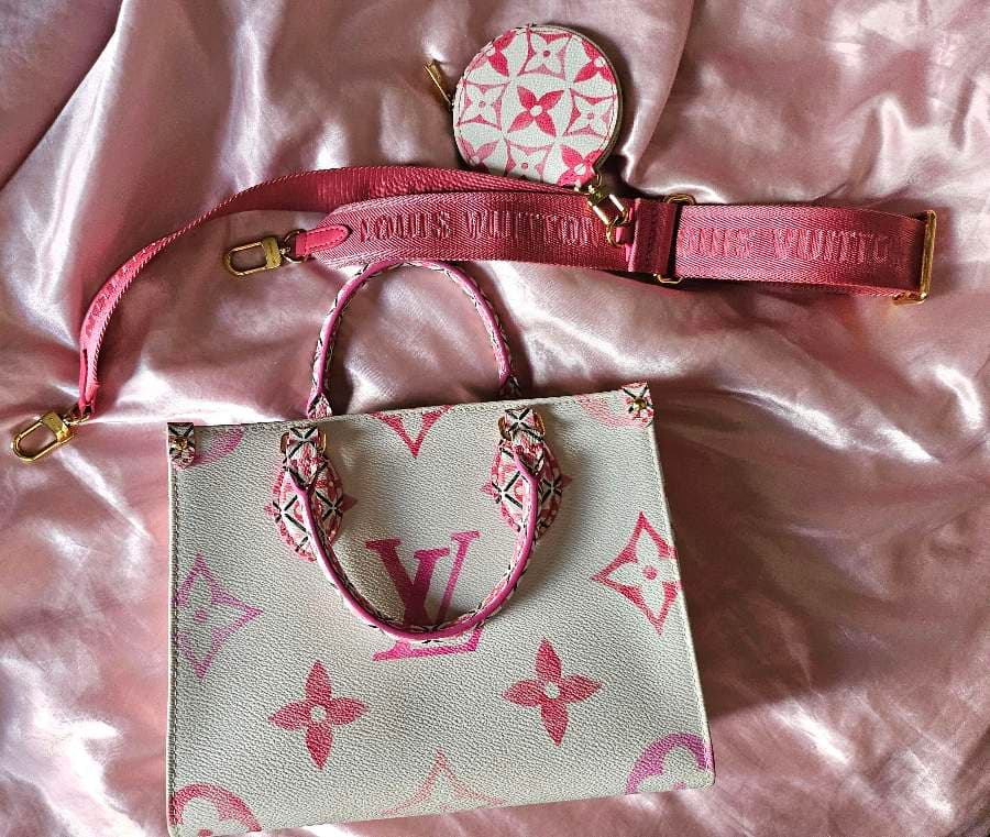 Louis Vuitton Monogram PM On the Go Tote Bag thumbnail 2