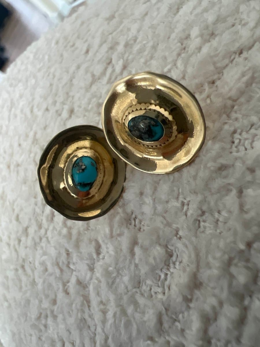 Gold earrings