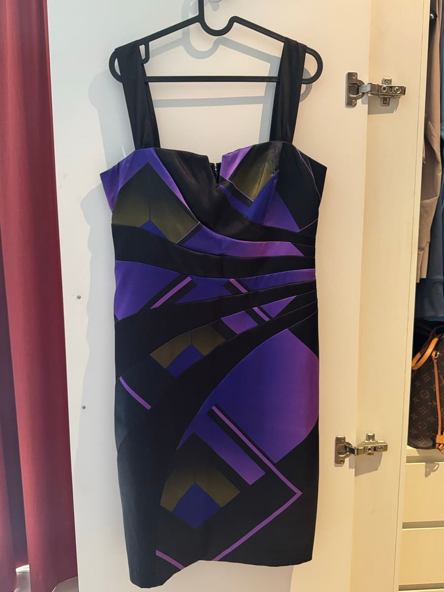 La Chateau Geometric Print Mini Dress
