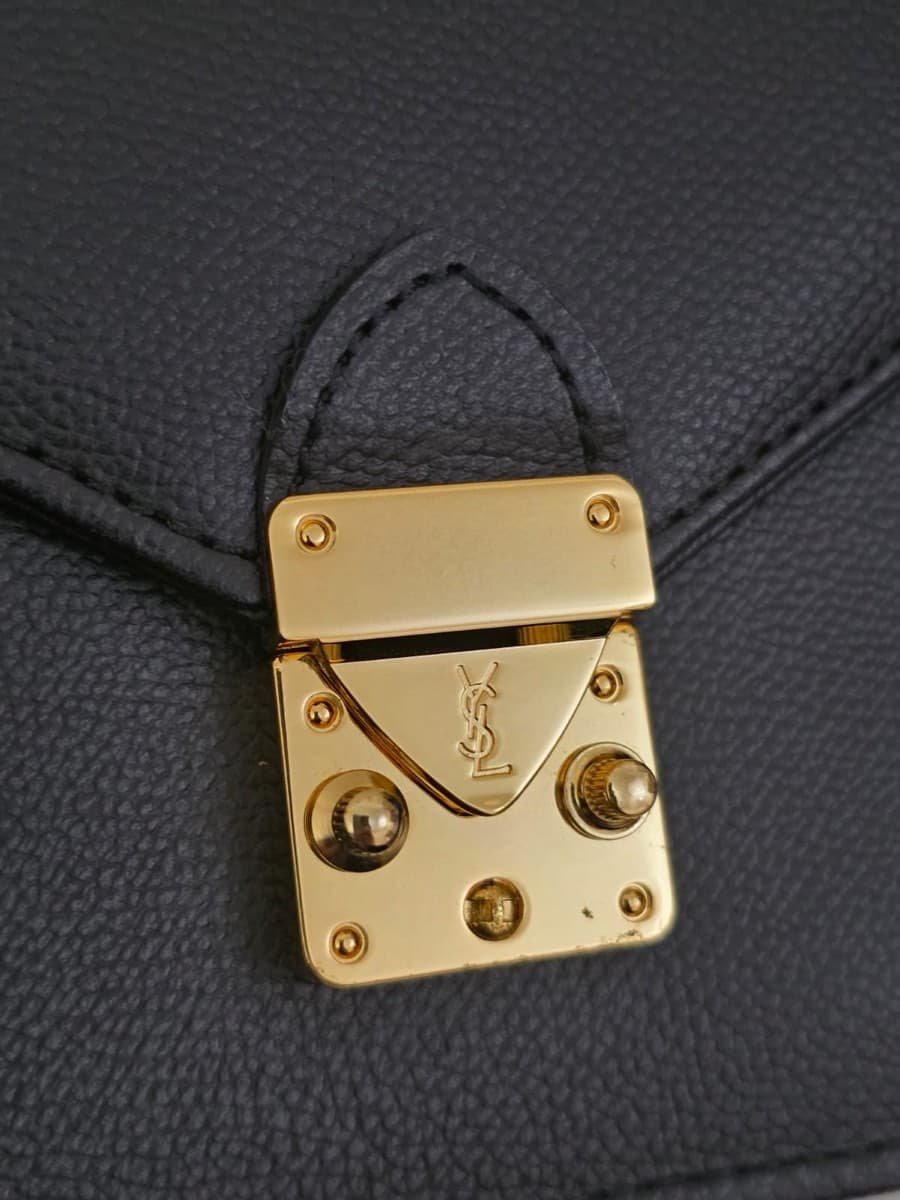 Yves Saint Laurent Clutch thumbnail 5