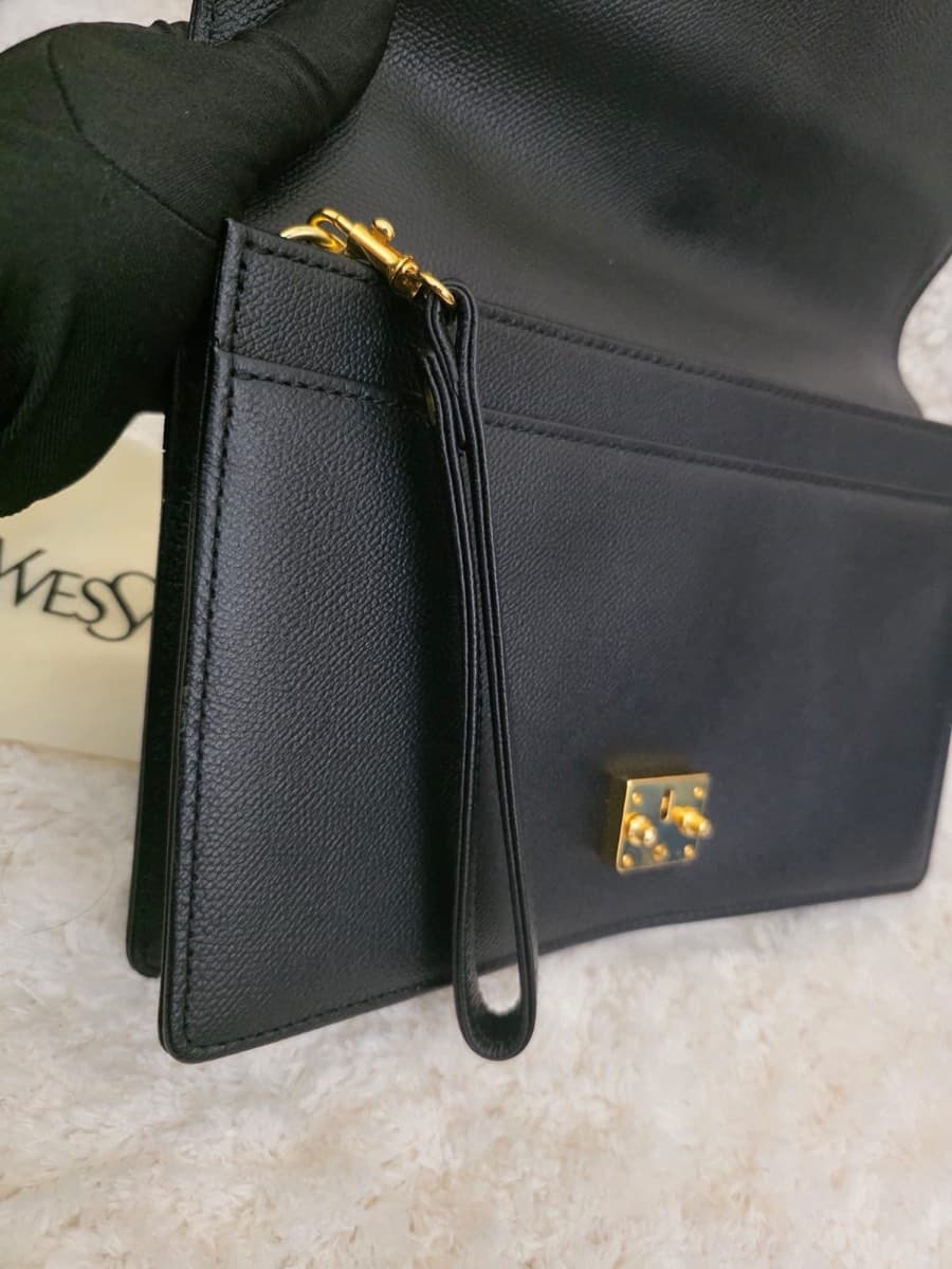 Yves Saint Laurent Clutch thumbnail 8