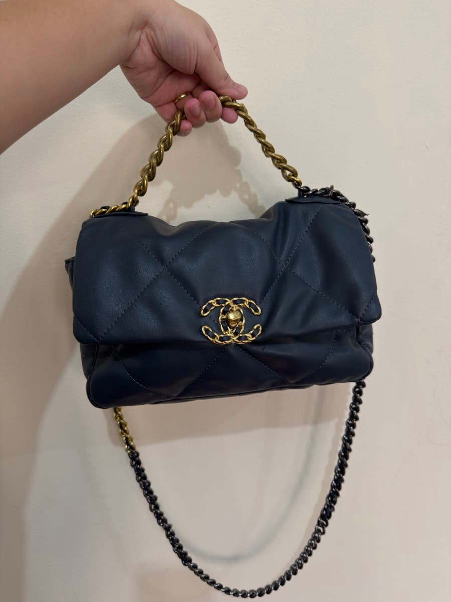Preloved bags thumbnail 2