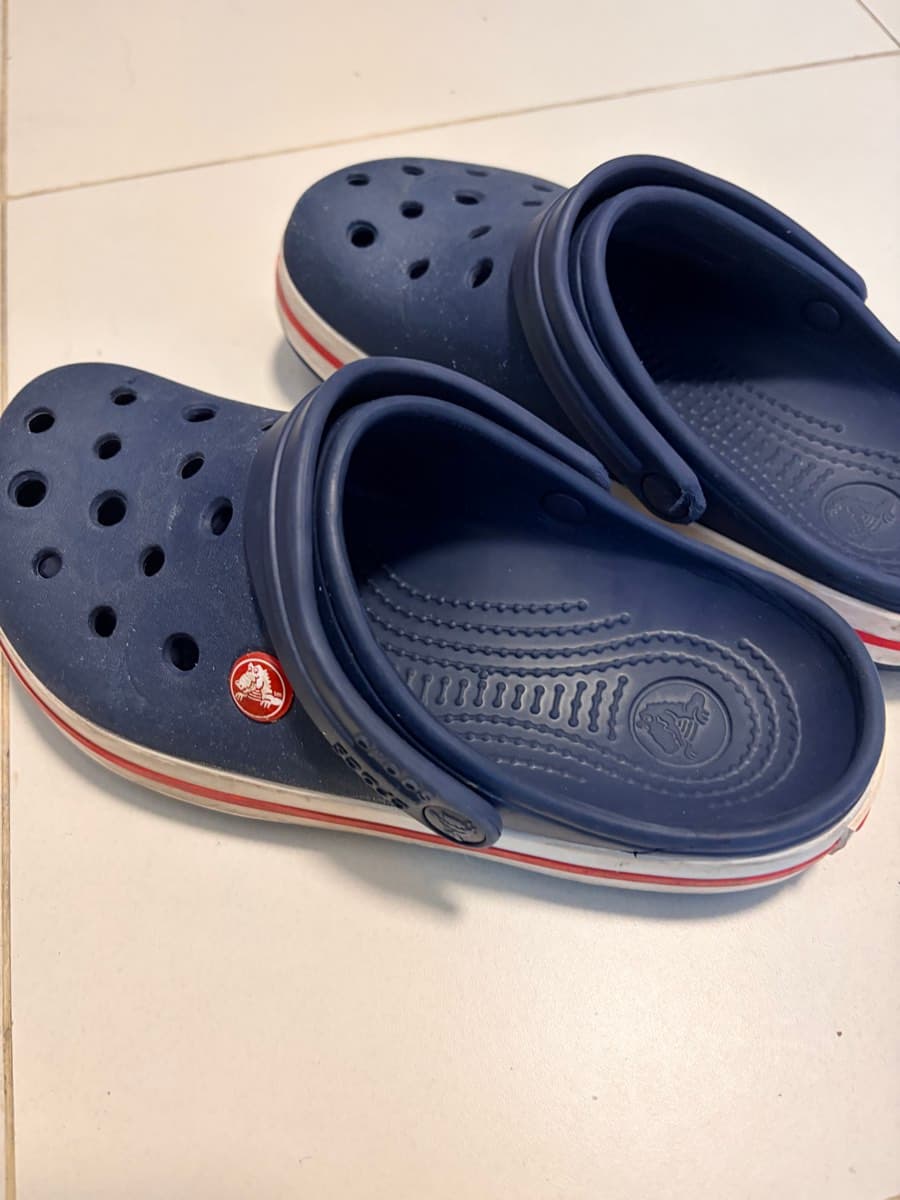 Crocs Navy Classic Clogs thumbnail 2