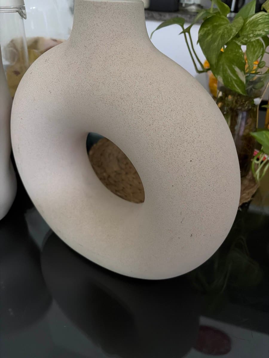 White Ceramic Abstract Vase thumbnail 4