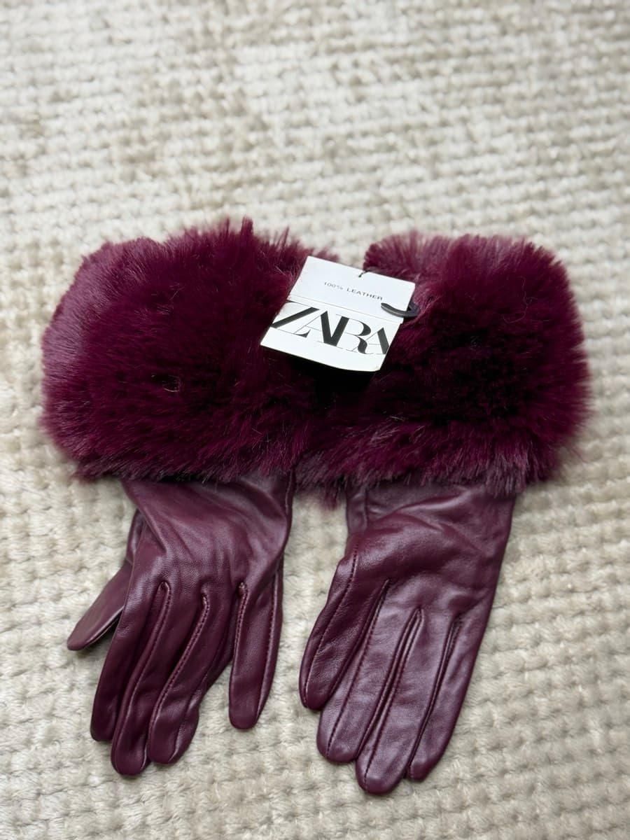 ZARA Burgundy Fur Gloves thumbnail 3