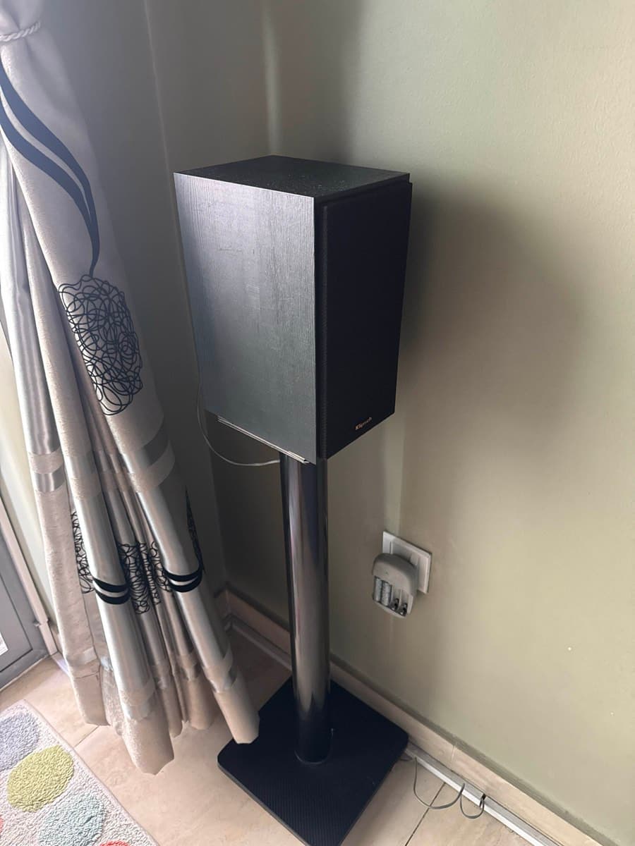Klipsch 5.1 Home Theater system with Reciever thumbnail 5