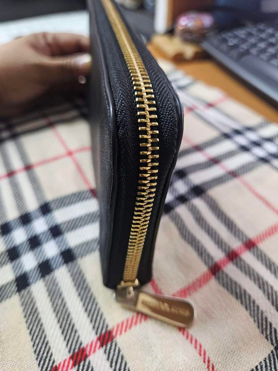 Michael Kors Zip Wallet thumbnail 9