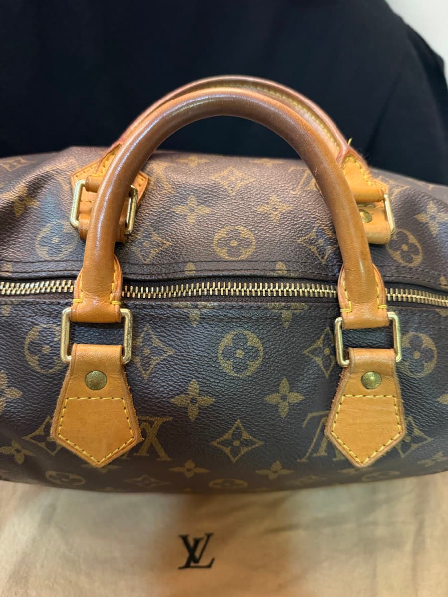 Louis Vuitton Speedy 30 Monogram Bag thumbnail 2