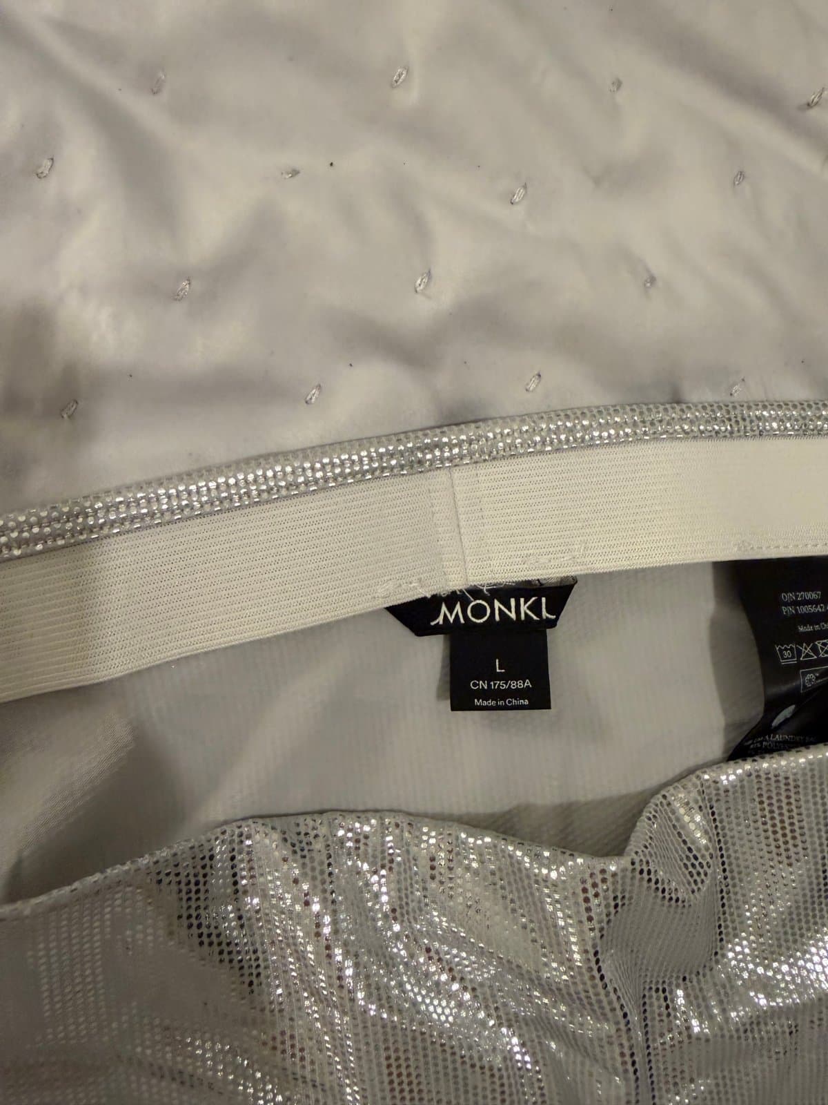 Monki Silver Metallic Mini Skirt – Size L 🪩✨ thumbnail 3