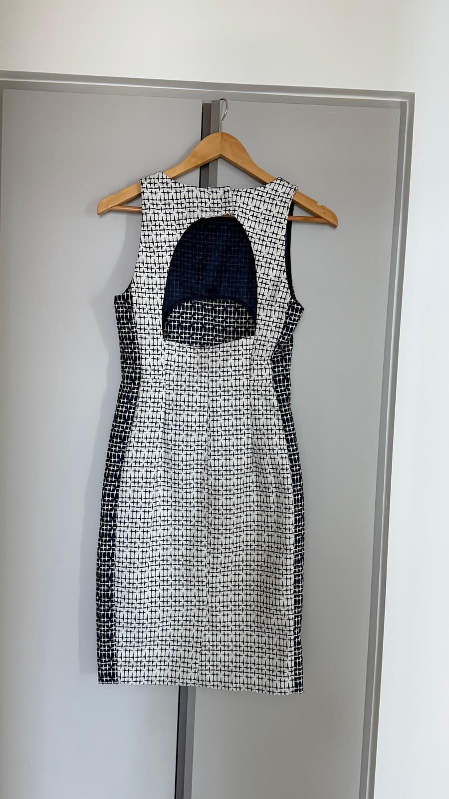 Zara basic dress thumbnail 2