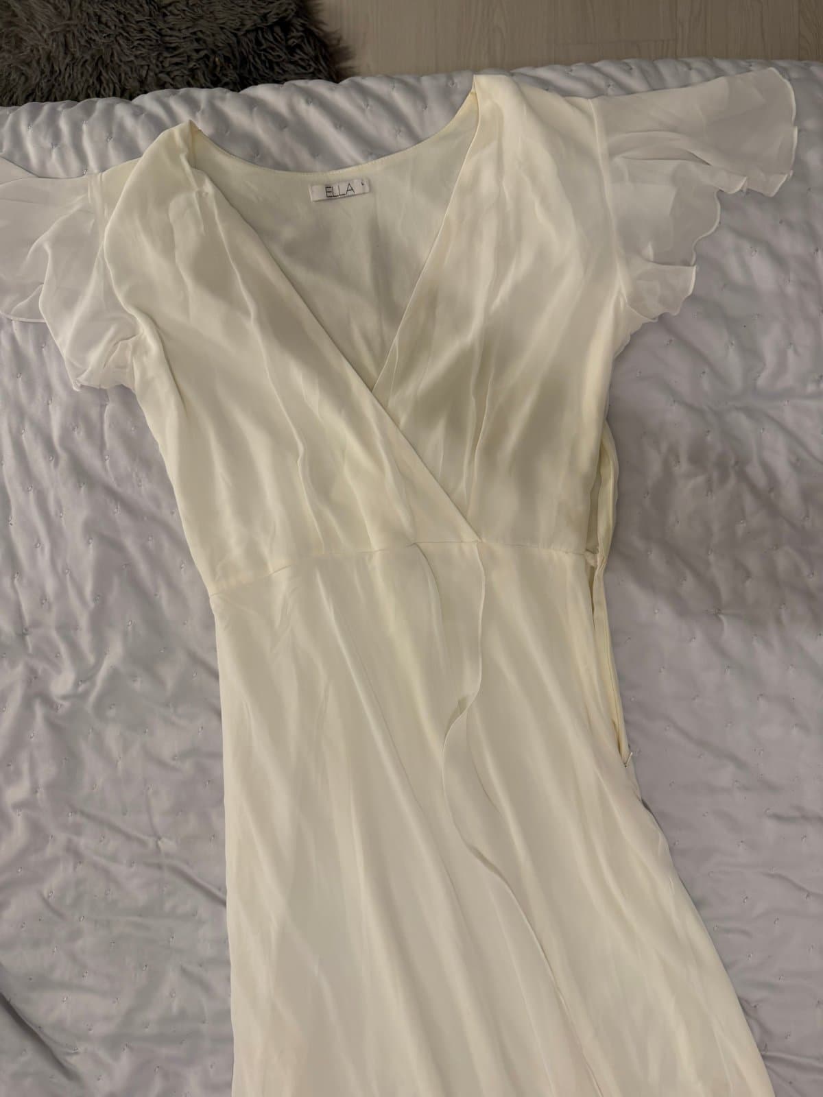 ELLA Ivory Layered Chiffon Maxi Dress – Size L thumbnail 2