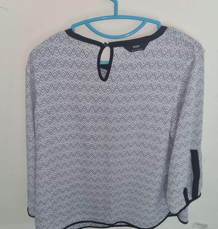 Max - Printed Long-Sleeve Blouse thumbnail 4