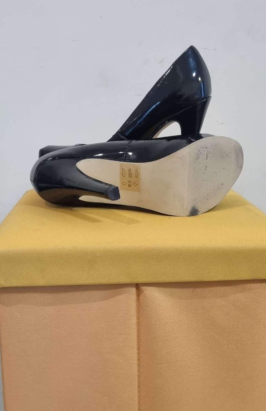 Madden Girl Patent Heels thumbnail 4
