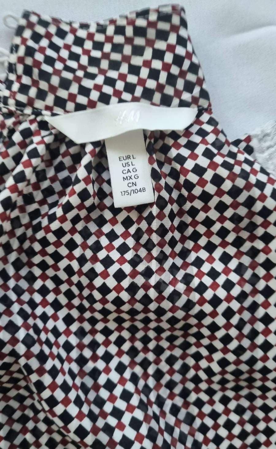 H&M Patterned High-Neck Blouse thumbnail 6