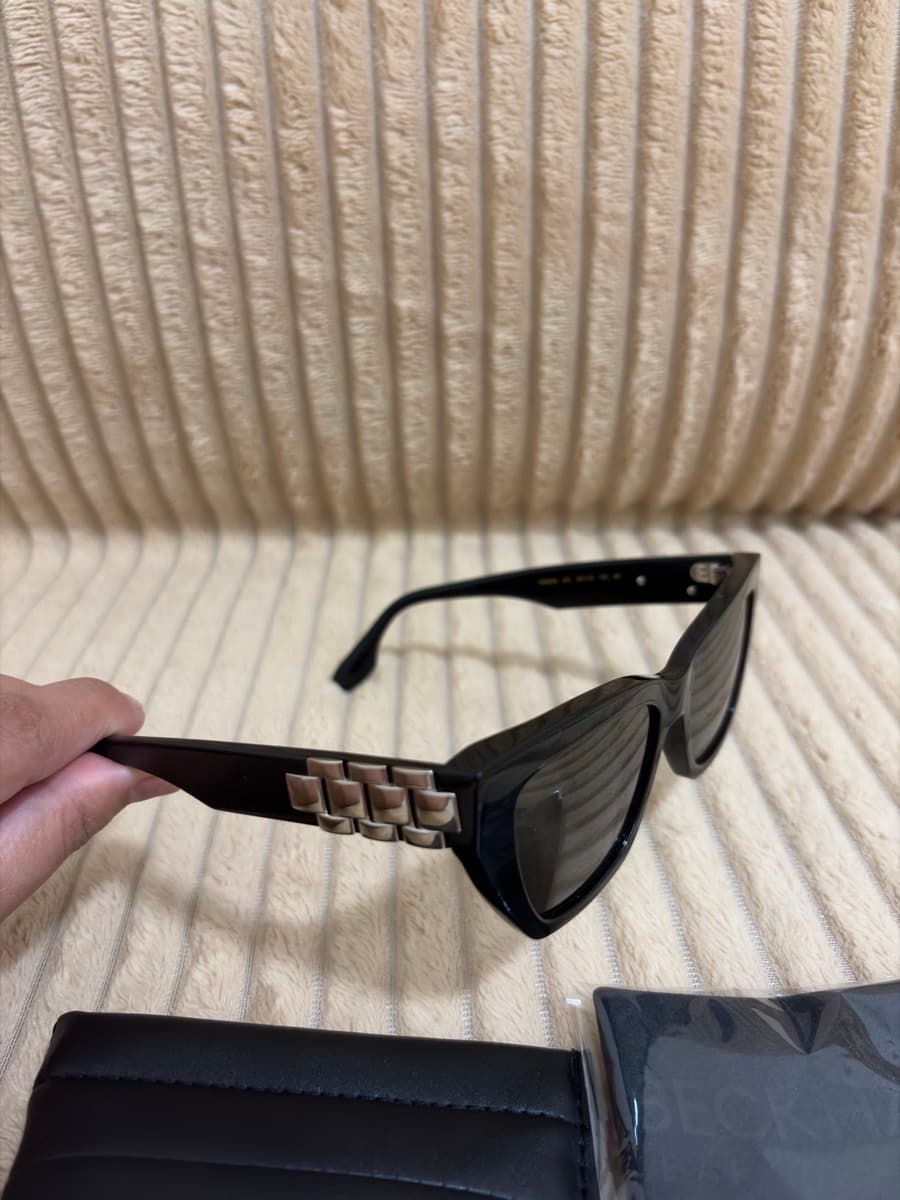 Black Cat-Eye Sunglasses Women Sunglasses thumbnail 5