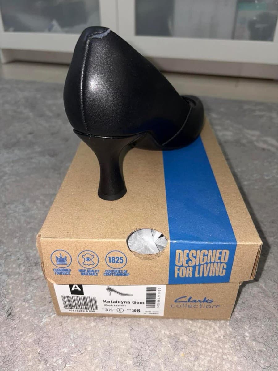 Clark Leather Pump Shoes thumbnail 2