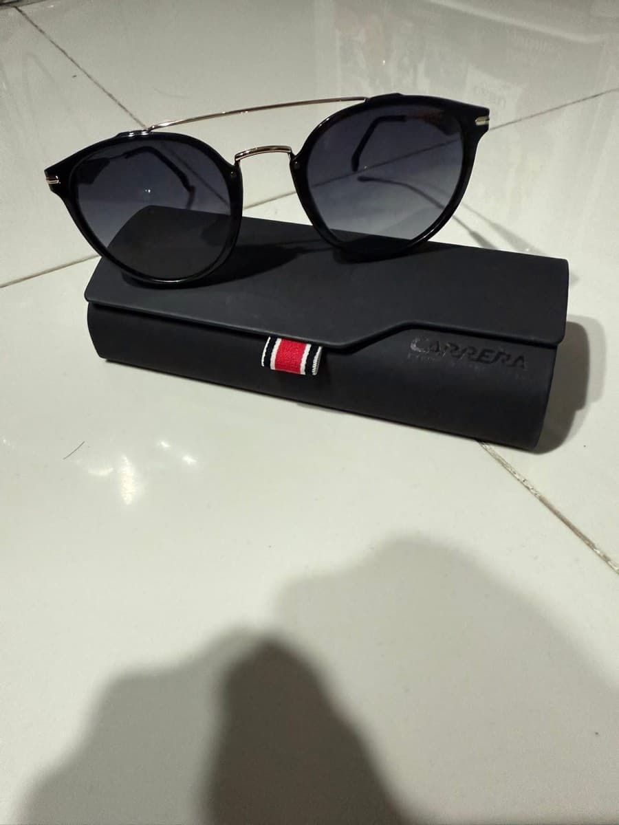 Carrera Black Aviator Sunglasses thumbnail 2