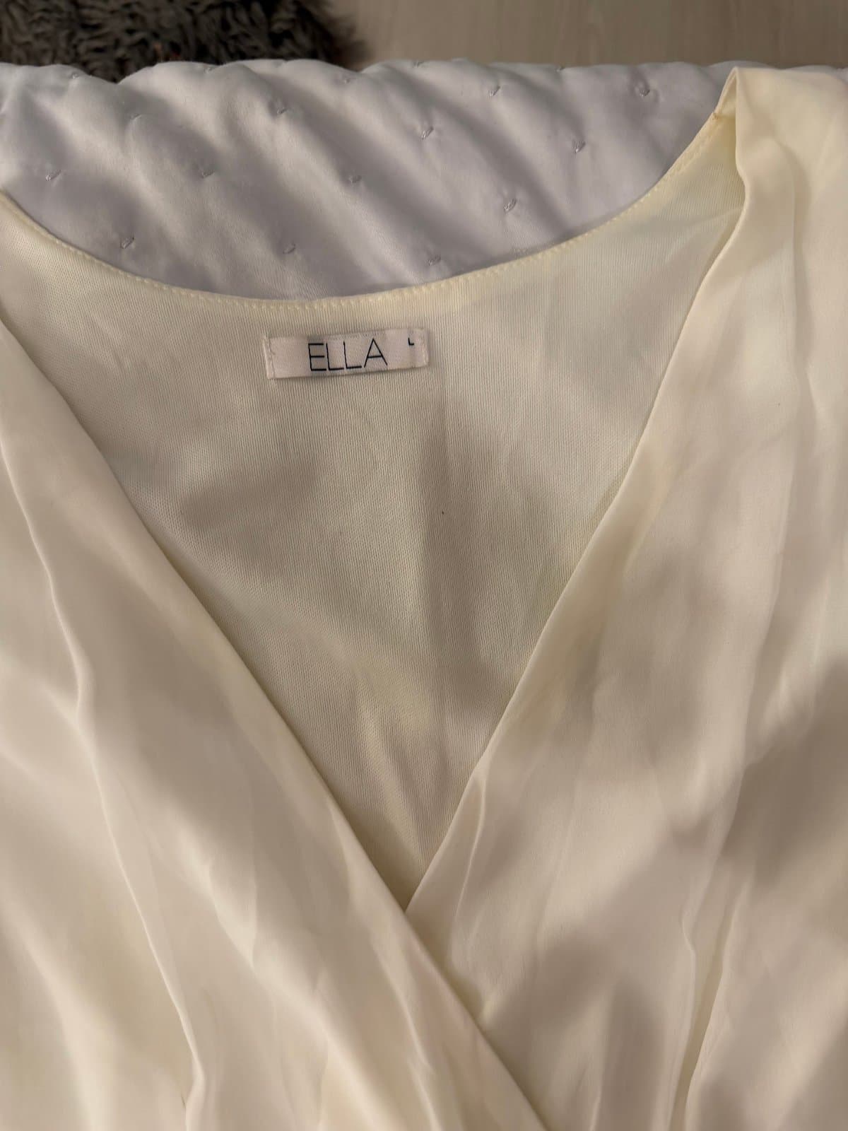 ELLA Ivory Layered Chiffon Maxi Dress – Size L thumbnail 3