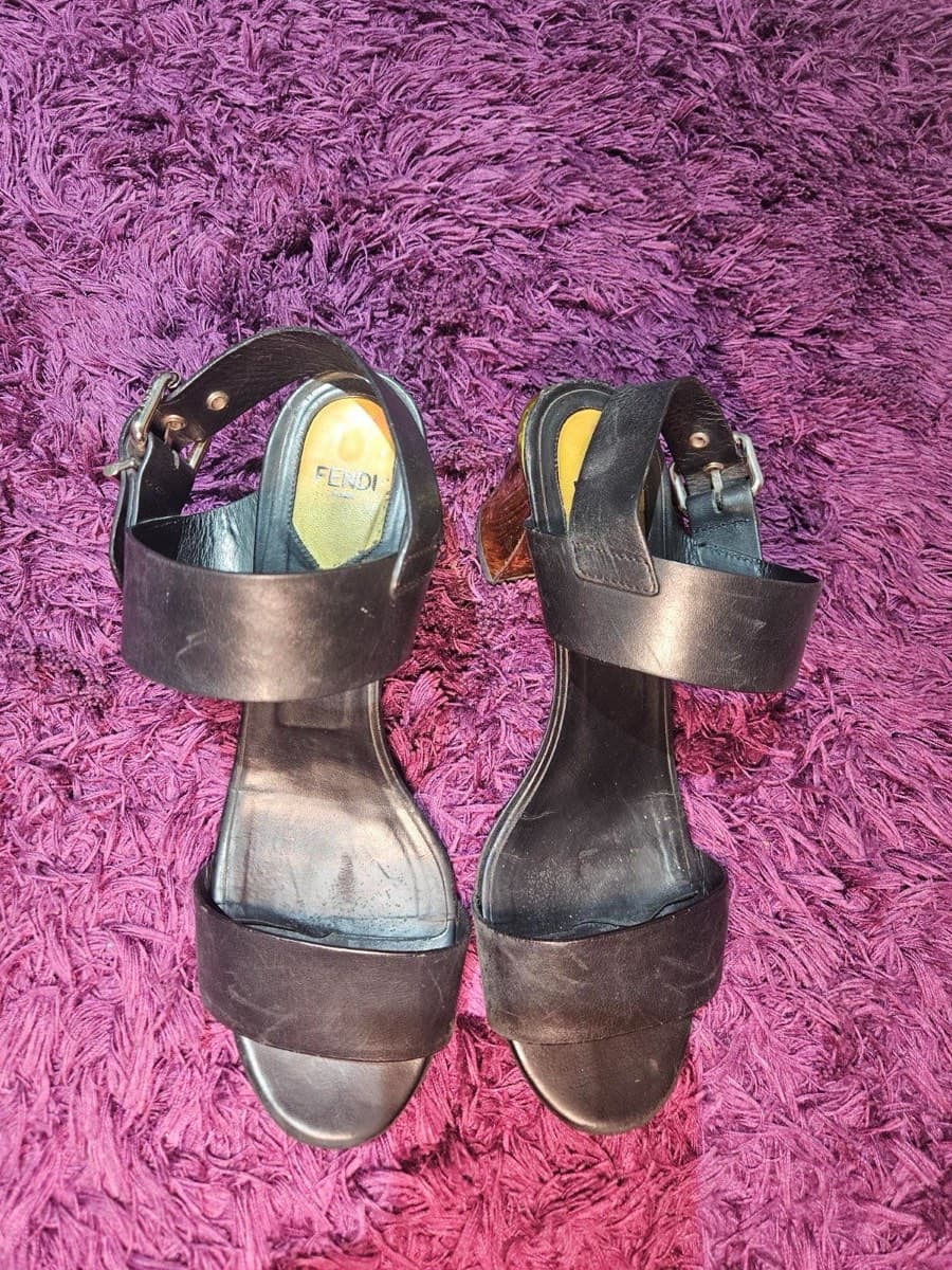 Prada Two-Tone Pumps thumbnail 9