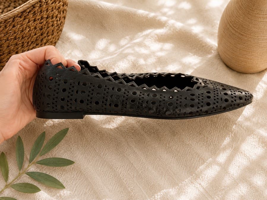 Griff Italia Leather Laser-Cut Ballet Flats – Size 39 thumbnail 3