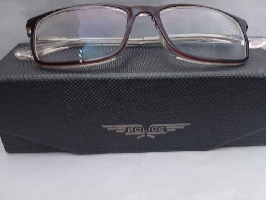 Brown Rectangular Eyeglasses thumbnail 2