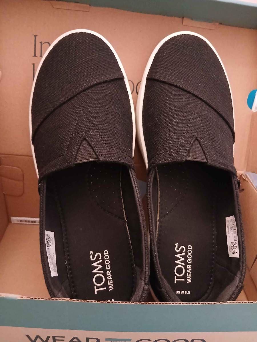 TOMS Black Canvas Slip-Ons thumbnail 3