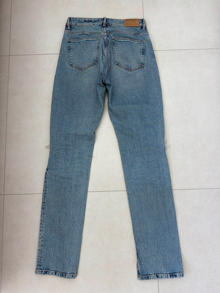 ZARA Distressed Denim Jeans thumbnail 4