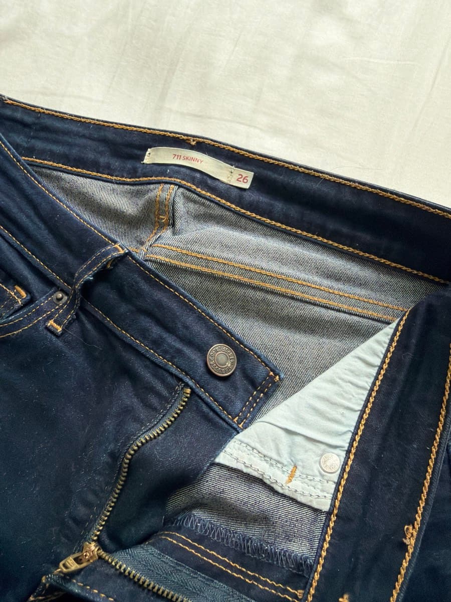Levi's Dark Blue Jeans thumbnail 2