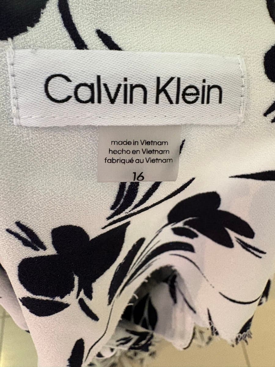 Calvin Klein White and Black Flower Dress. US only thumbnail 4