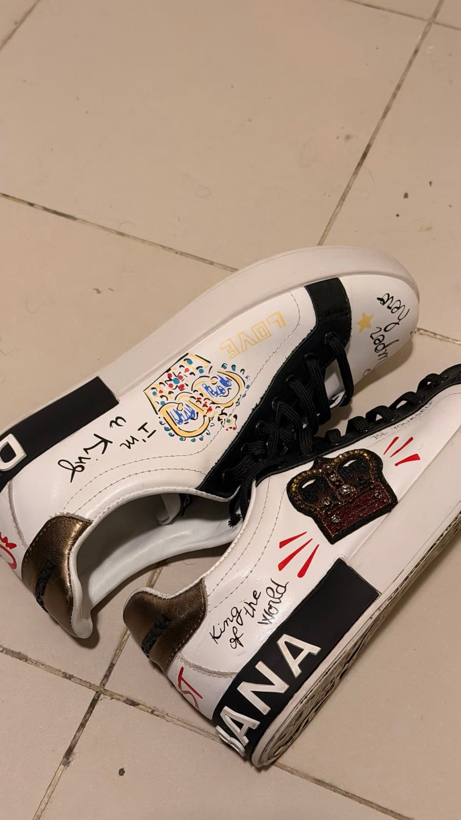 Dolce & Gabbana Graffiti Sneakers thumbnail 3