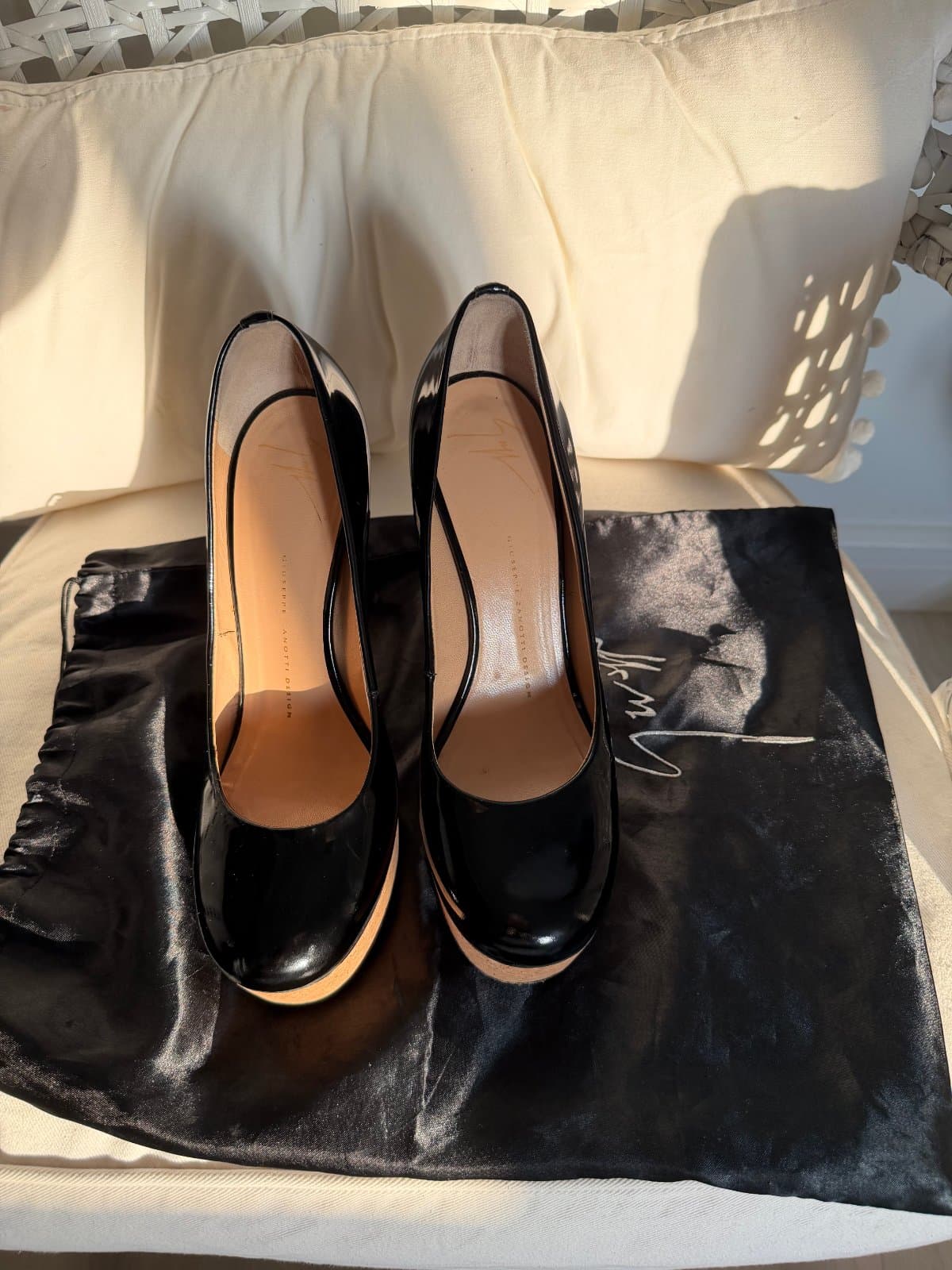 Giuseppe Zanotti heels - Gorgeous & Chic - The perfect staple Heels 👠 thumbnail 3