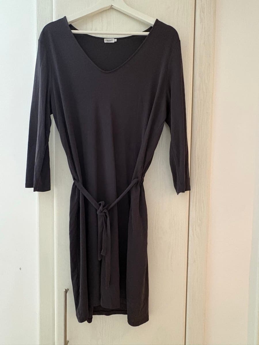 Filippa K V-Neck Dress - image 1