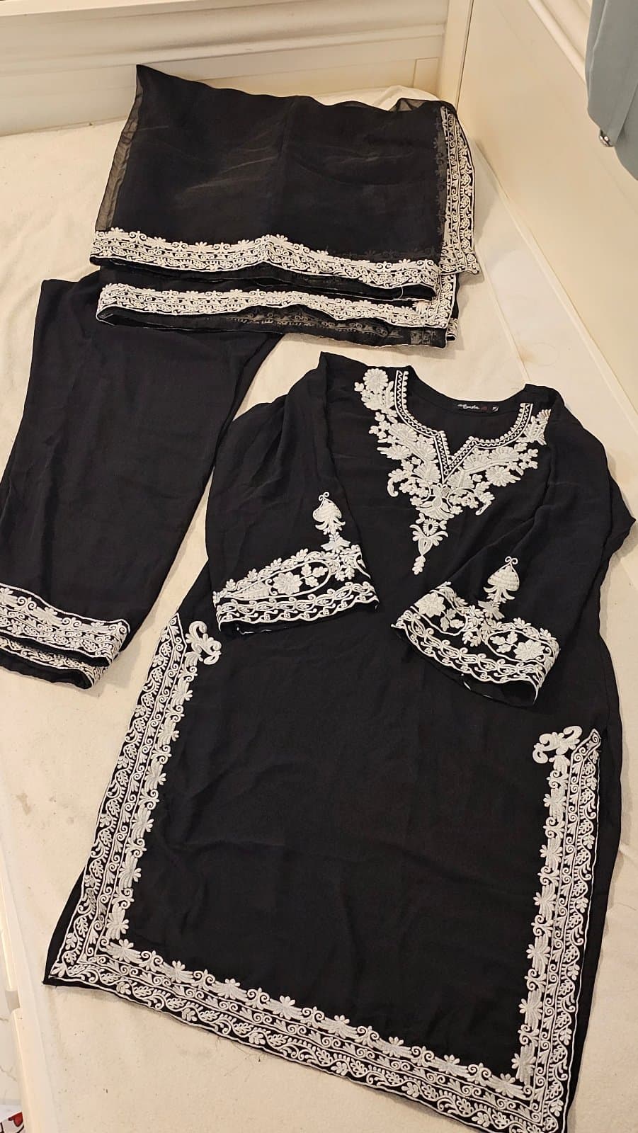 stunning black semi formal chiffon dress
