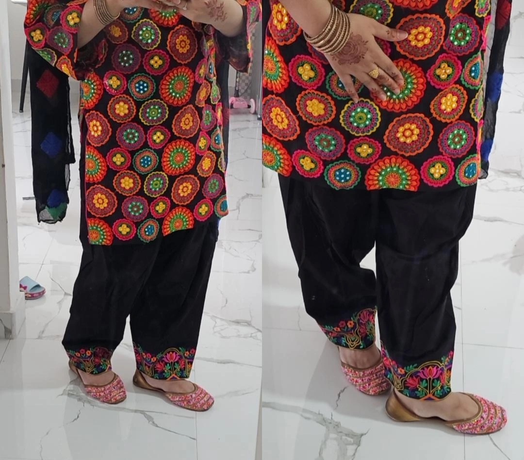 Traditional Gorgious trendy 3 PC ladies dress - perfect for Asian event thumbnail 4