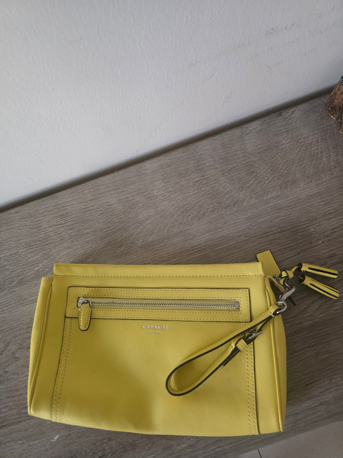 Coach Legacy Leather Large Wristlet / Clutch thumbnail 3