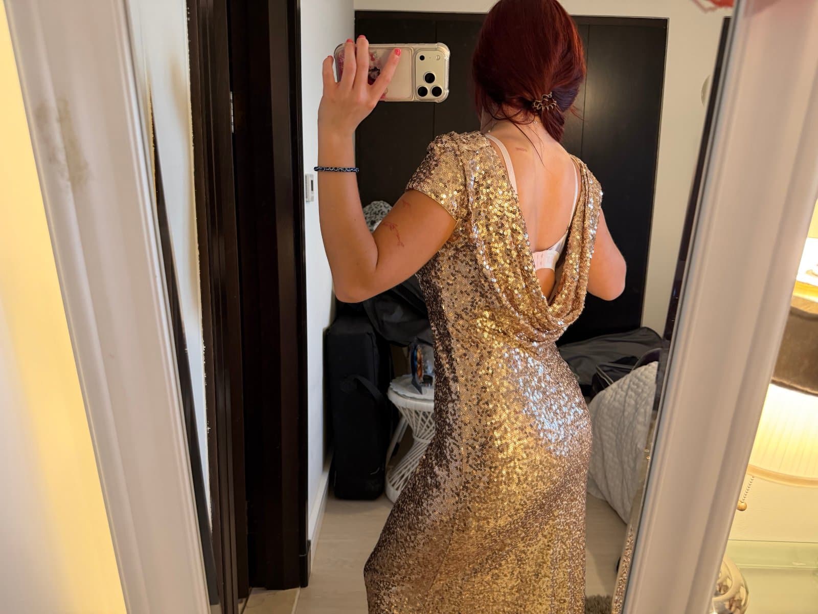 Badgley Mischka Gold Sequin Cowl Back Maxi Gown – Size 6 thumbnail 2