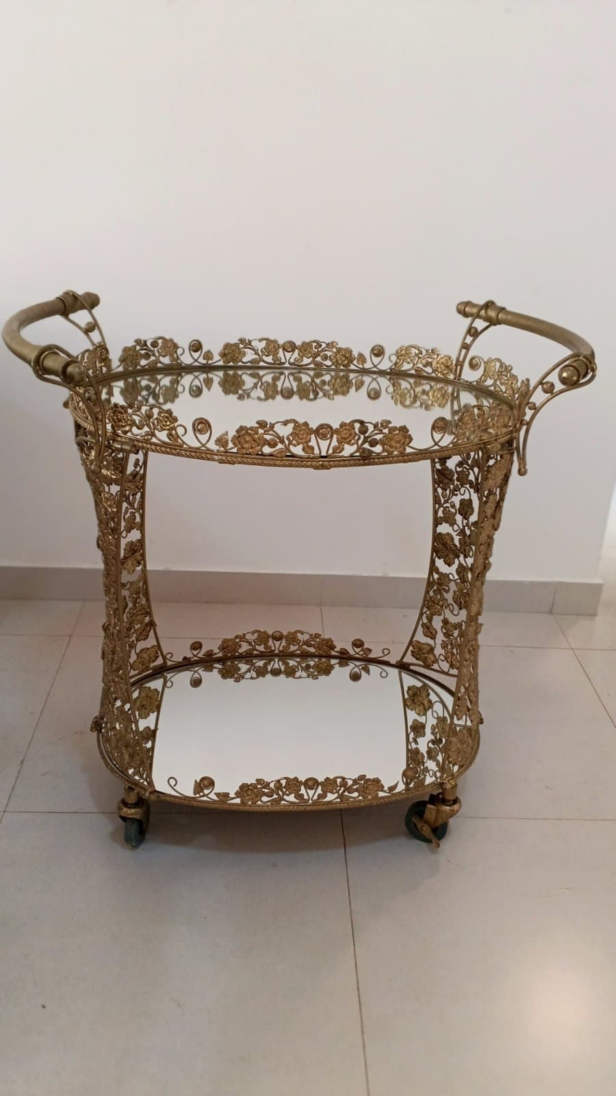 عربه تقديم الضيافه