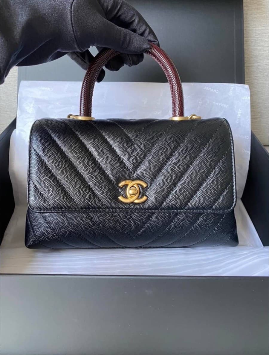 Chanel Chevron Top Handle Bag thumbnail 4