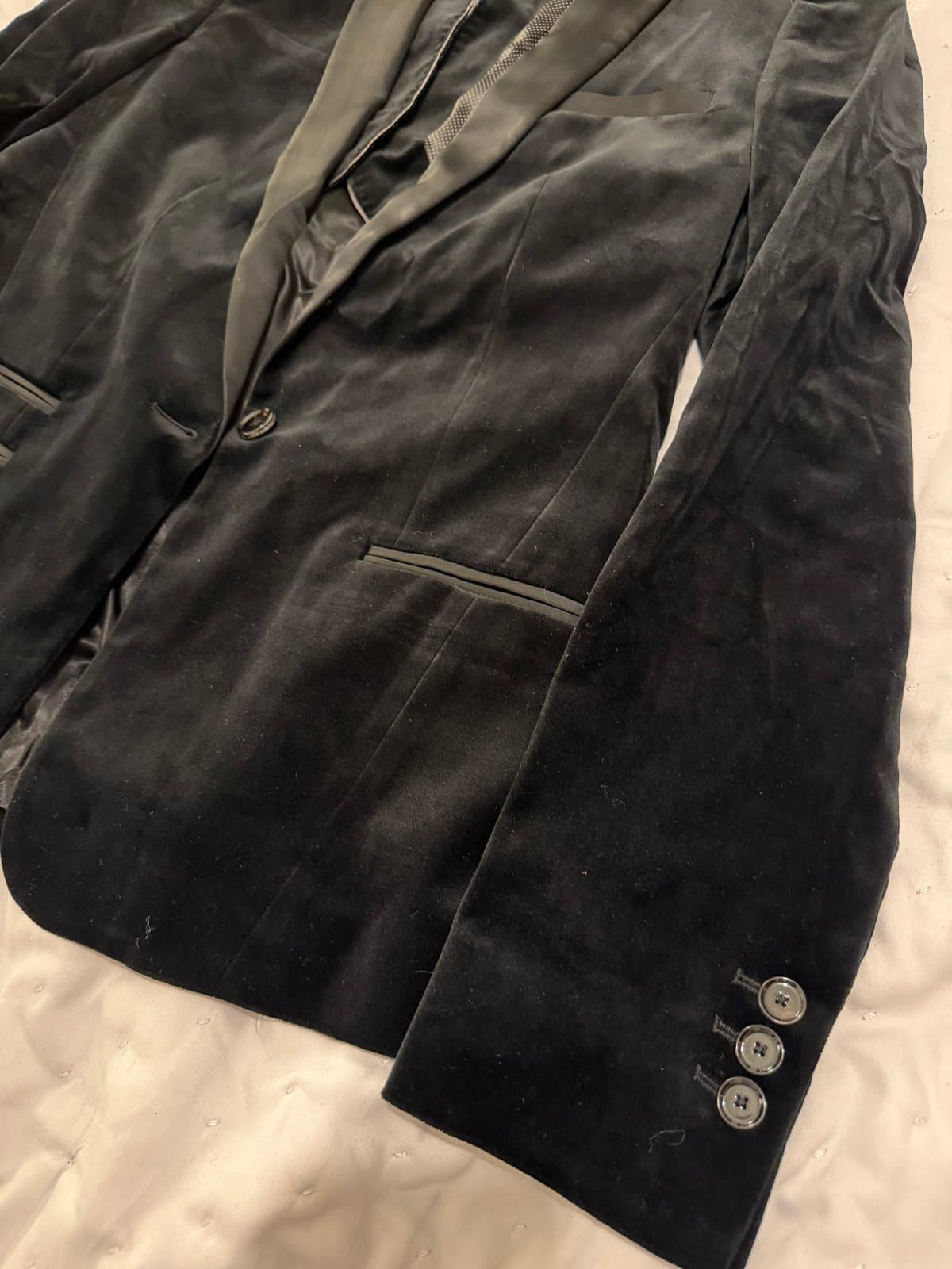 Massimo Dutti Black Velvet Tuxedo Blazer 🖤 - image 1