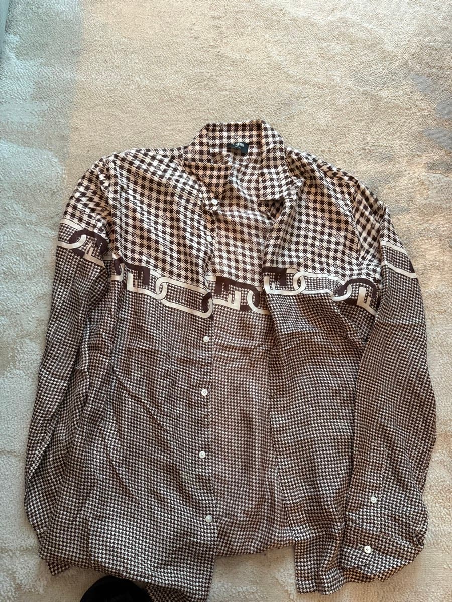 Houndstooth Patterned Button-Up Shirt