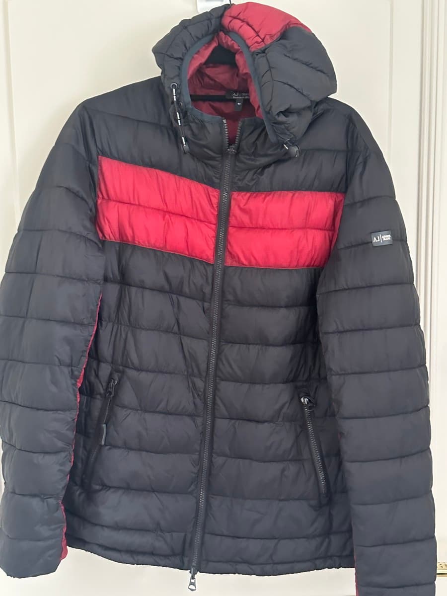 Authentic Armani Jeans Reversible Puffer Jacket Black/Red – Size M / EU 50