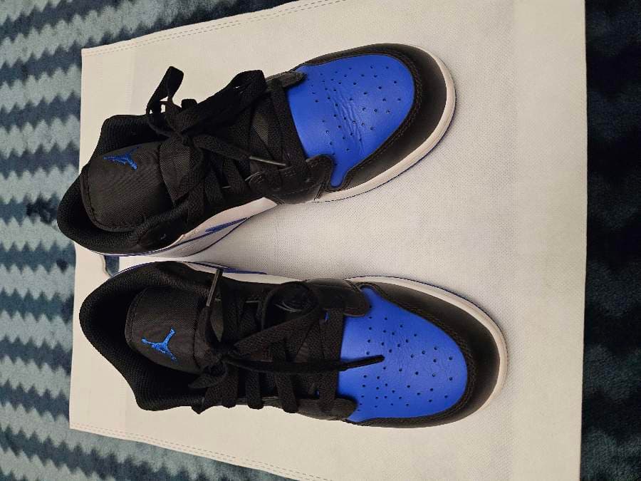 Jordan Low-Top Sneakers