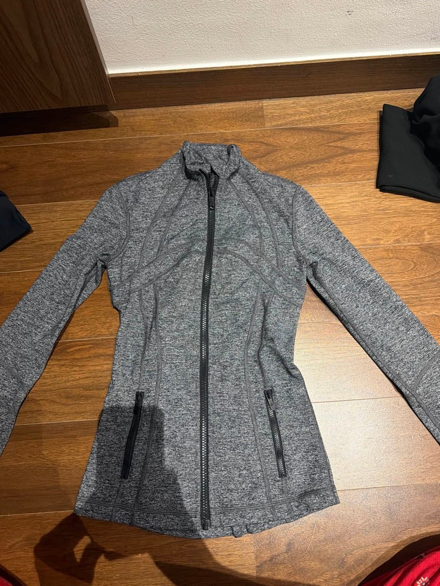 Grey lululemon define jacket - image 1