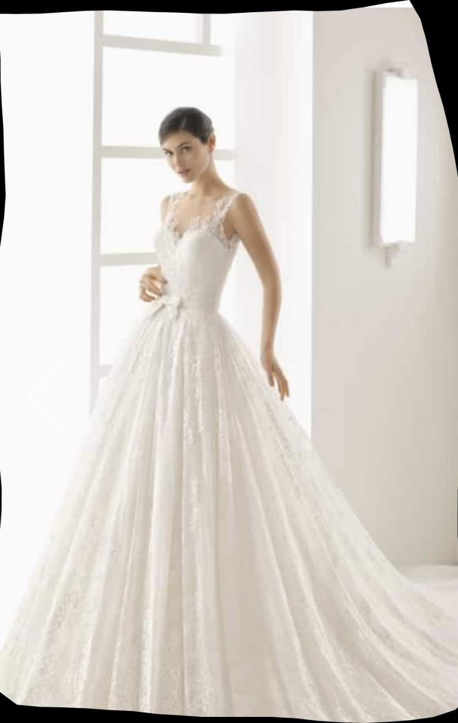 White Lace Wedding Gown - image 1