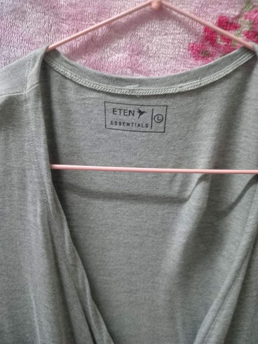 ETEN Essentials Grey T-Shirt - image 1