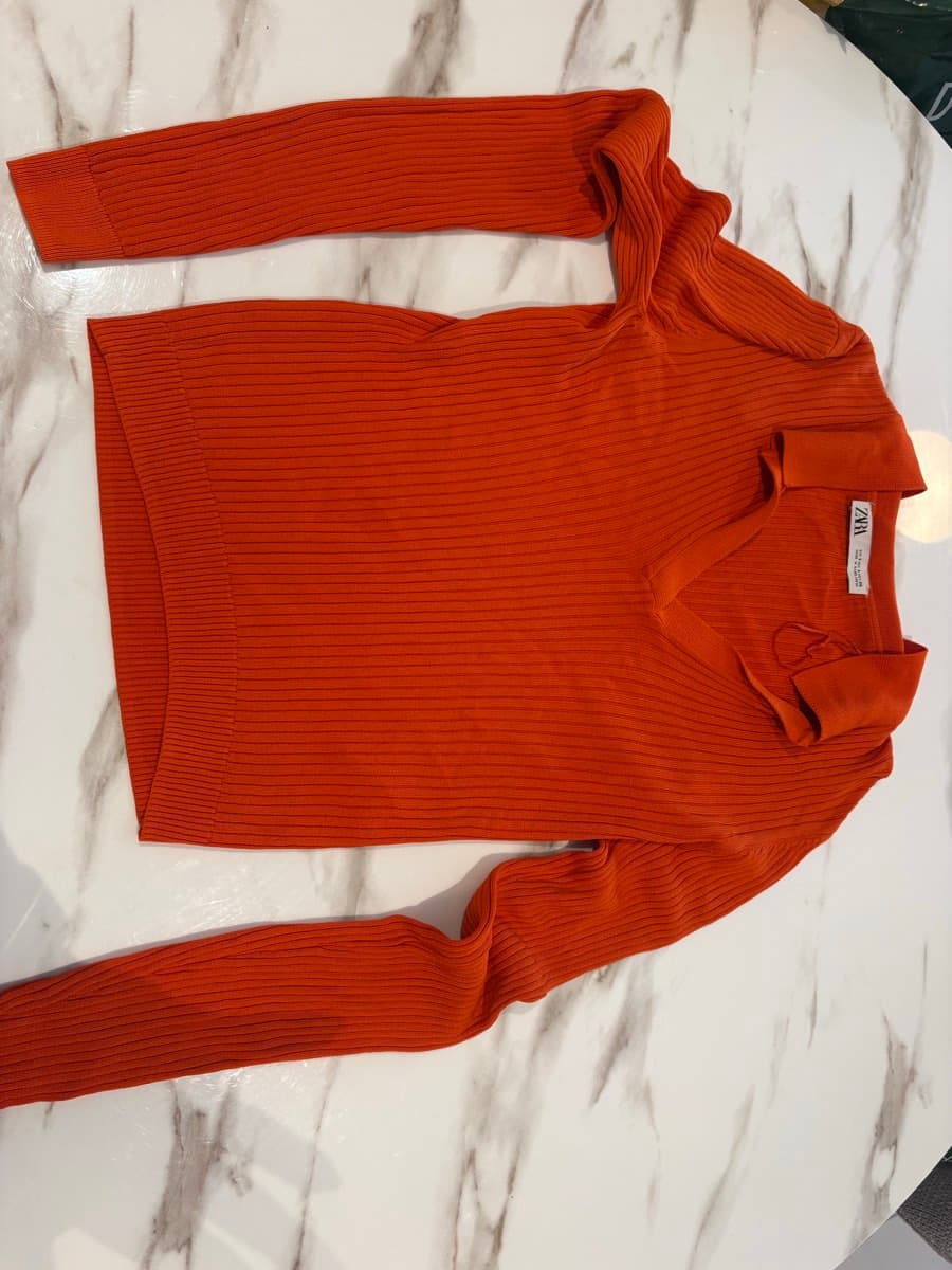 Zara Ribbed Knit Top