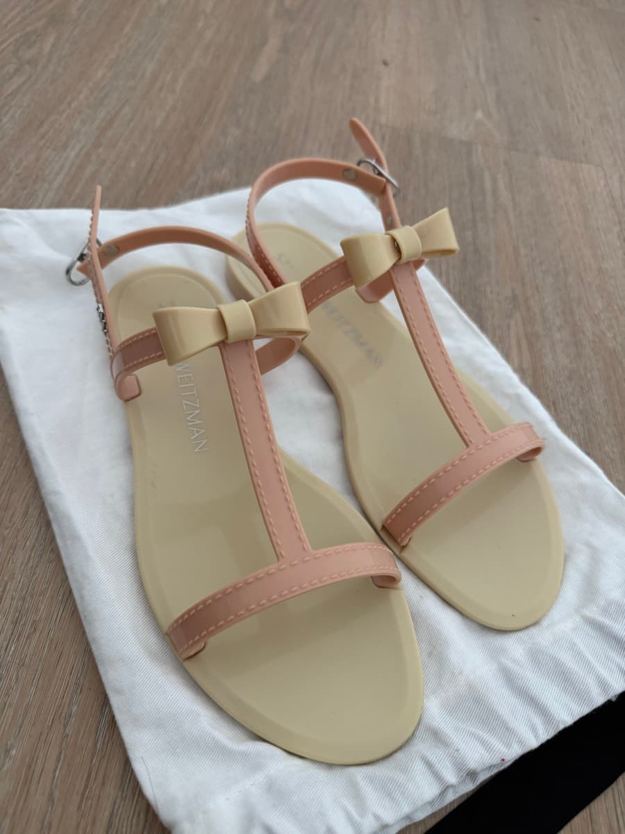 Stuart Weitzman flat rubber sandals - New