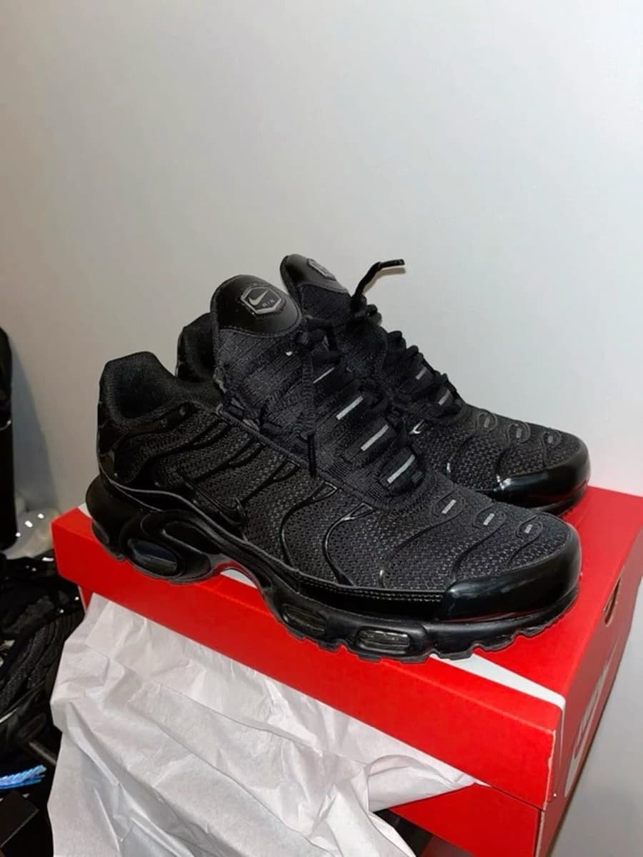 Nike Air Max Plus Sneakers 1 to 1