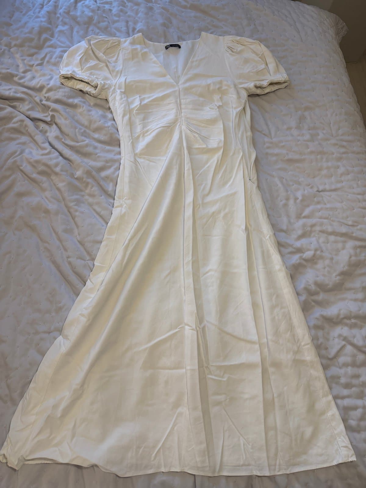 Zara White Ruched Puff Sleeve Maxi Dress 🤍 - image 1