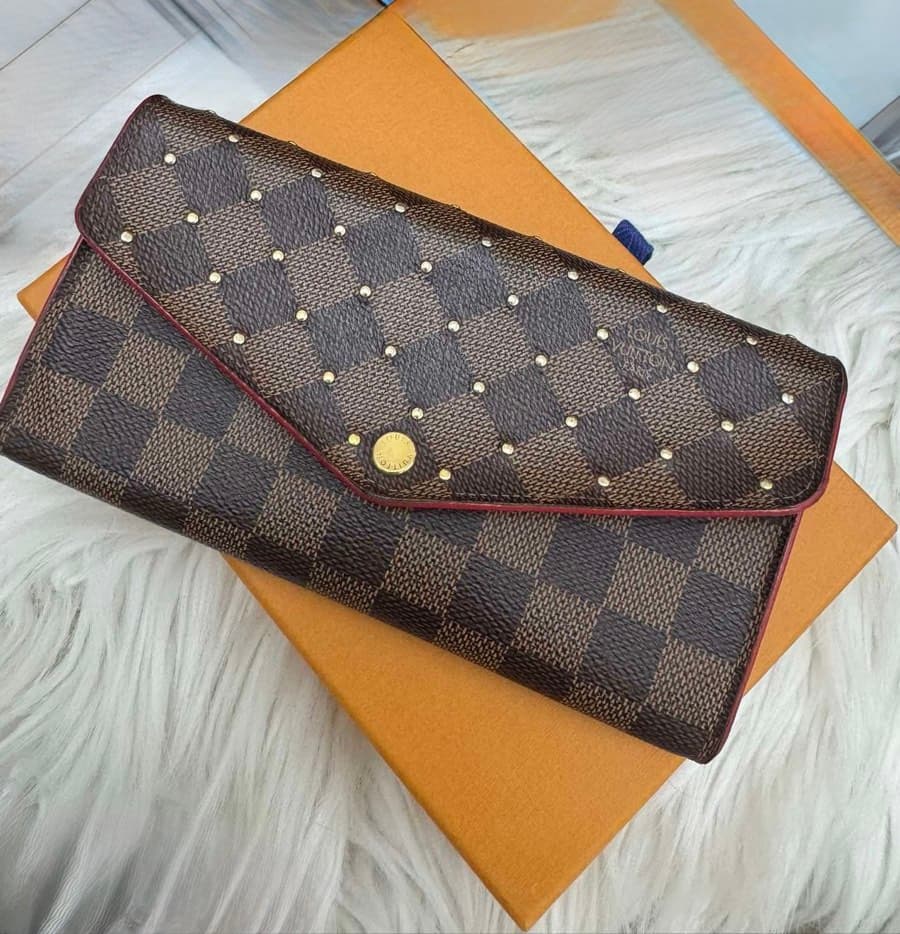 Original Louis Vuitton Damier Wallet